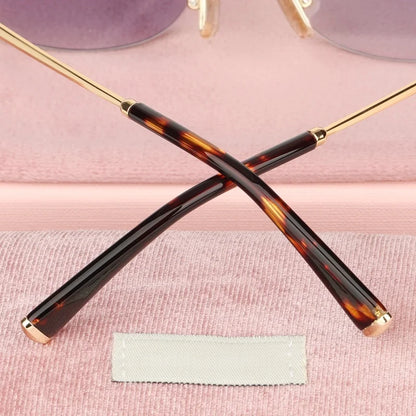 Women Fashion Rimless Oval Sunglasses Brand Desinger Retro Popular Eyeware Girls Travel Party Shades Frameless Sun Glasses UV400