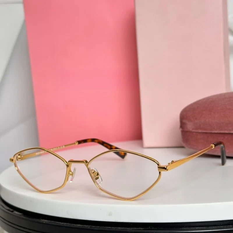 Luxury Women Metal Sunglasses Brand Designer Half-Frame Diamond-Shaped Eyeware Ladies Summer Travelling Beach For Sun Glasses