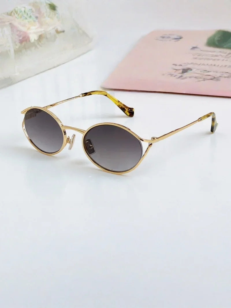 Luxury Women Metal Sunglasses Brand Designer Half-Frame Diamond-Shaped Eyeware Ladies Summer Travelling Beach For Sun Glasses