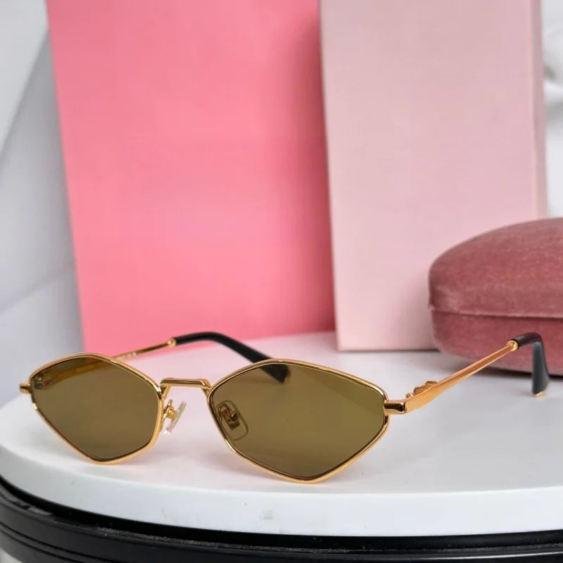Luxury Women Metal Sunglasses Brand Designer Half-Frame Diamond-Shaped Eyeware Ladies Summer Travelling Beach For Sun Glasses